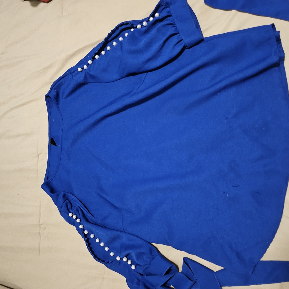 SHEIN Blue Blouse with 3/4 Sleeves and Relaxed Fit